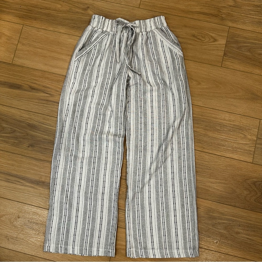 Sienna Sky Black and White Textured Wide Leg Pants- Size Large